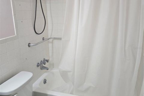 Condo in Clearwater, Florida, 2 bedrooms  № 1873110 - photo 15