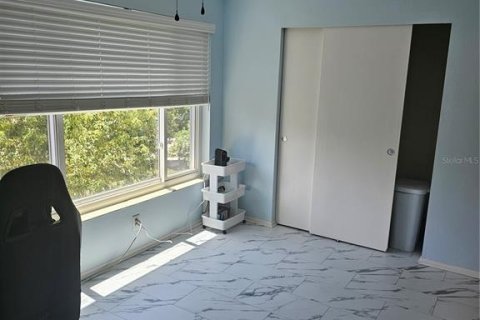 Condo in Clearwater, Florida, 2 bedrooms  № 1873110 - photo 10