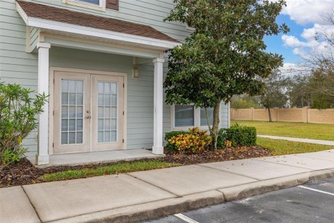 Touwnhouse à vendre à Kissimmee, Floride: 4 chambres, 157.38 m2 № 1546475 - photo 4