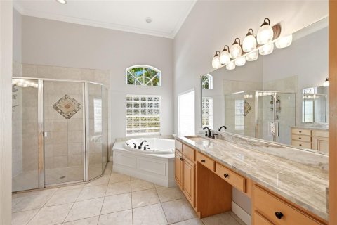 House in Windermere, Florida 4 bedrooms, 376.44 sq.m. № 2112905 - photo 4