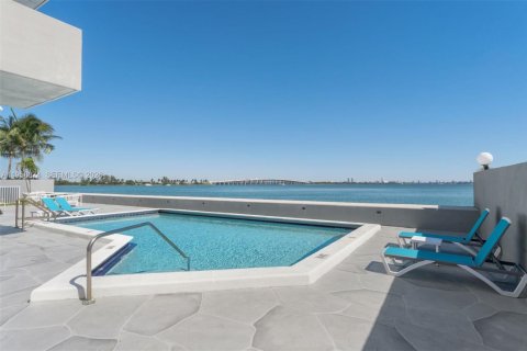 Condominio en venta en Miami, Florida, 2 dormitorios, 117.34 m2 № 2017784 - foto 22