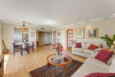 Condominio en venta en Miami, Florida, 2 dormitorios, 117.34 m2 № 2017784 - foto 4
