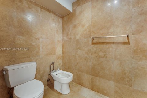 Condominio en venta en Miami, Florida, 2 dormitorios, 117.34 m2 № 2017784 - foto 13