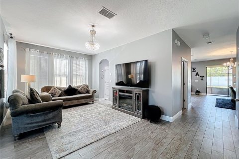 House in Orlando, Florida 4 bedrooms, 260.96 sq.m. № 1640823 - photo 10