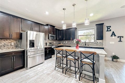 House in Orlando, Florida 4 bedrooms, 260.96 sq.m. № 1640823 - photo 14