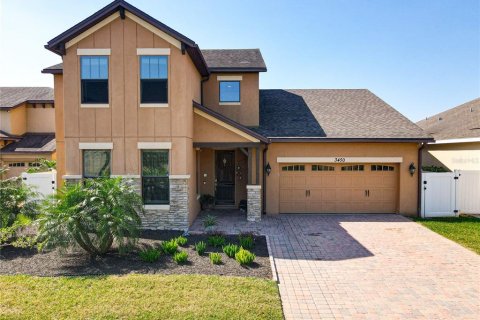 House in Orlando, Florida 4 bedrooms, 260.96 sq.m. № 1640823 - photo 1