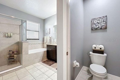 House in Orlando, Florida 4 bedrooms, 260.96 sq.m. № 1640823 - photo 24