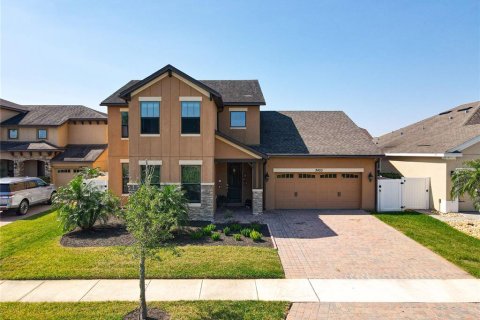 House in Orlando, Florida 4 bedrooms, 260.96 sq.m. № 1640823 - photo 2