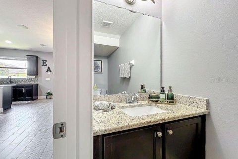 House in Orlando, Florida 4 bedrooms, 260.96 sq.m. № 1640823 - photo 27