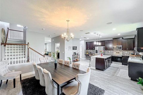 House in Orlando, Florida 4 bedrooms, 260.96 sq.m. № 1640823 - photo 20