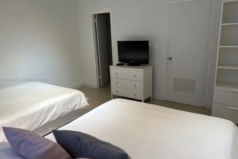 Copropriété à vendre à Hollywood, Floride: 1 chambre, 81.2 m2 № 2067817 - photo 10