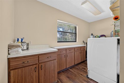 House in Bushnell, Florida 3 bedrooms, 165.55 sq.m. № 2308355 - photo 22