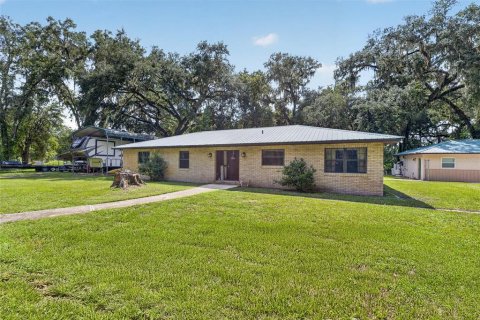 House in Bushnell, Florida 3 bedrooms, 165.55 sq.m. № 2308355 - photo 2