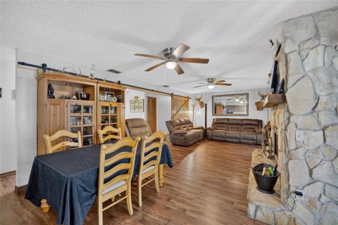 House in Bushnell, Florida 3 bedrooms, 165.55 sq.m. № 2308355 - photo 9