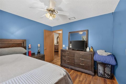 House in Bushnell, Florida 3 bedrooms, 165.55 sq.m. № 2308355 - photo 16