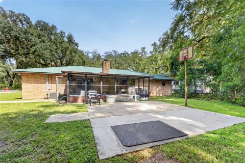 House in Bushnell, Florida 3 bedrooms, 165.55 sq.m. № 2308355 - photo 24