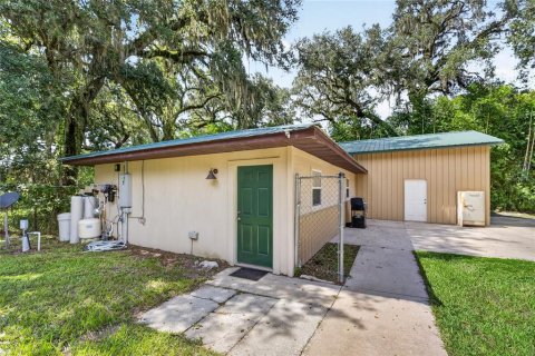 House in Bushnell, Florida 3 bedrooms, 165.55 sq.m. № 2308355 - photo 29