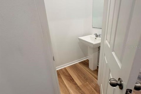 Adosado en alquiler en Orlando, Florida, 4 dormitorios, 137.12 m2 № 2239228 - foto 14