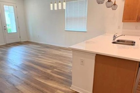 Adosado en alquiler en Orlando, Florida, 4 dormitorios, 137.12 m2 № 2239228 - foto 6