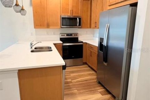 Adosado en alquiler en Orlando, Florida, 4 dormitorios, 137.12 m2 № 2239228 - foto 11