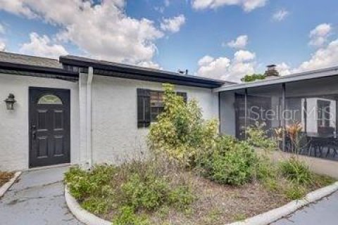 House in Wimauma, Florida 3 bedrooms, 152.36 sq.m. № 2239173 - photo 29