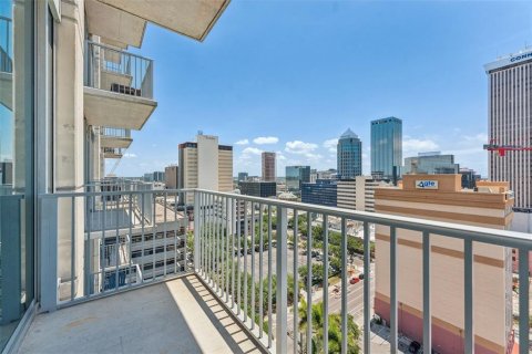 Condo in Tampa, Florida, 1 bedroom  № 1765520 - photo 20