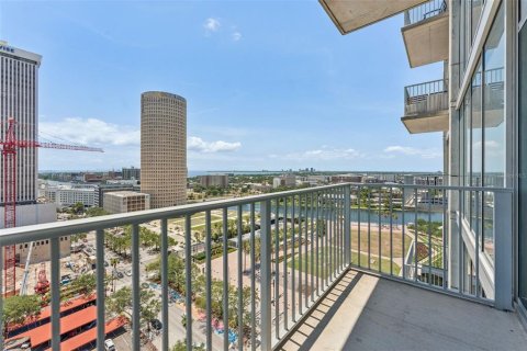 Condo in Tampa, Florida, 1 bedroom  № 1765520 - photo 19