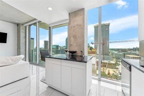 Condo in Tampa, Florida, 1 bedroom  № 1765520 - photo 11