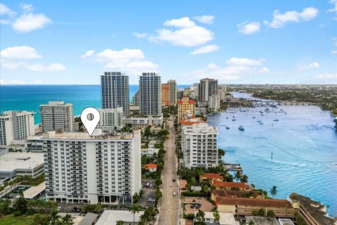 Condo in Fort Lauderdale, Florida, 2 bedrooms  № 2031384 - photo 2