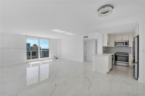 Condo in Fort Lauderdale, Florida, 2 bedrooms  № 2031384 - photo 6