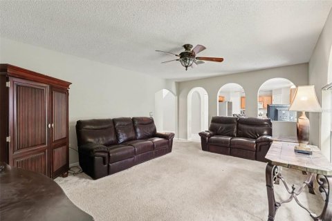 Villa ou maison à louer à Wesley Chapel, Floride: 4 chambres, 206.43 m2 № 2429277 - photo 23