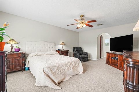 Villa ou maison à louer à Wesley Chapel, Floride: 4 chambres, 206.43 m2 № 2429277 - photo 13