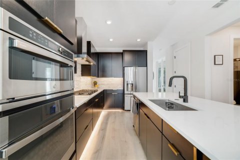 Casa en venta en Orlando, Florida, 3 dormitorios, 182.55 m2 № 1911712 - foto 7
