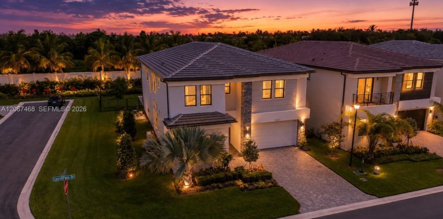 Villa ou maison à Boca Raton, Floride 5 chambres, 428.19 m2 № 2293345