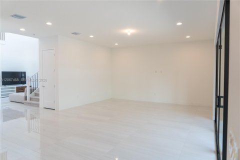 Villa ou maison à louer à Boca Raton, Floride: 5 chambres, 428.19 m2 № 2293345 - photo 15
