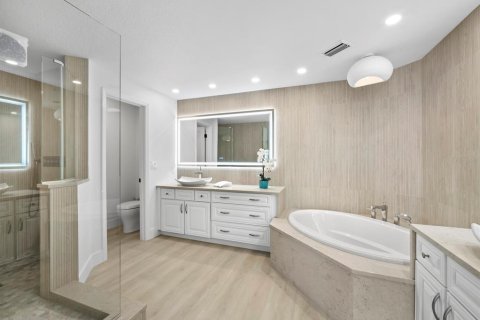 Купить кондоминиум в Сарасота, Флорида 12 комнат, 226.12м2, № 2429502 - фото 13