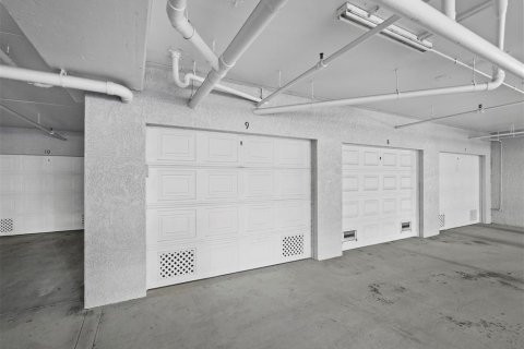 Купить кондоминиум в Сарасота, Флорида 12 комнат, 226.12м2, № 2429502 - фото 20