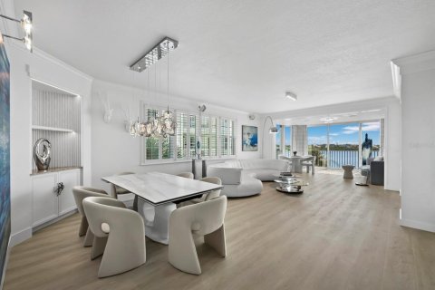 Купить кондоминиум в Сарасота, Флорида 12 комнат, 226.12м2, № 2429502 - фото 5