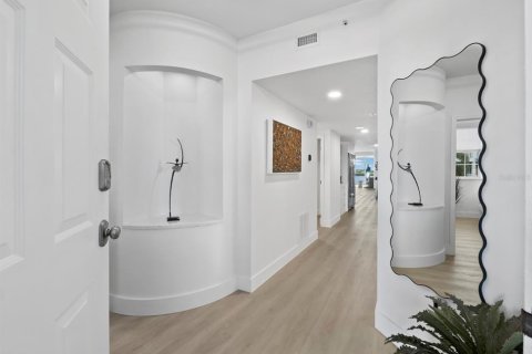 Купить кондоминиум в Сарасота, Флорида 12 комнат, 226.12м2, № 2429502 - фото 11