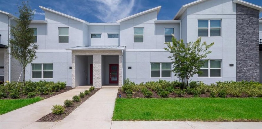 House in Davenport, Florida 5 bedrooms, 286.23 sq.m. № 2210288