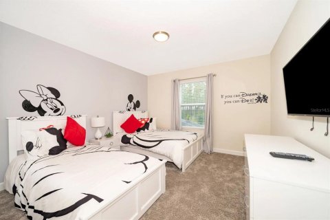House in Davenport, Florida 5 bedrooms, 286.23 sq.m. № 2210288 - photo 28