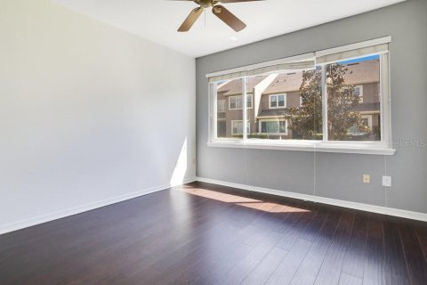 Adosado en venta en Orlando, Florida, 4 dormitorios, 180.32 m2 № 1336798 - foto 9