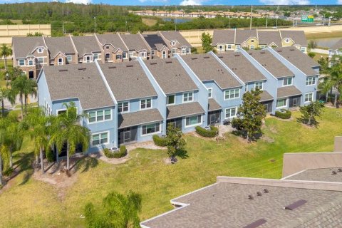 Adosado en venta en Orlando, Florida, 4 dormitorios, 180.32 m2 № 1336798 - foto 16