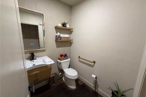Immobilier commercial à louer à Largo, Floride: 282.42 m2 № 2097091 - photo 19