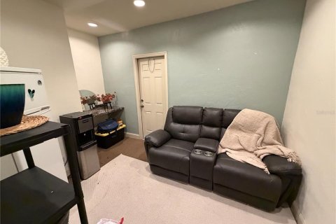 Immobilier commercial à louer à Largo, Floride: 282.42 m2 № 2097091 - photo 14