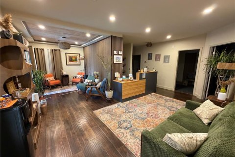 Immobilier commercial à louer à Largo, Floride: 282.42 m2 № 2097091 - photo 7