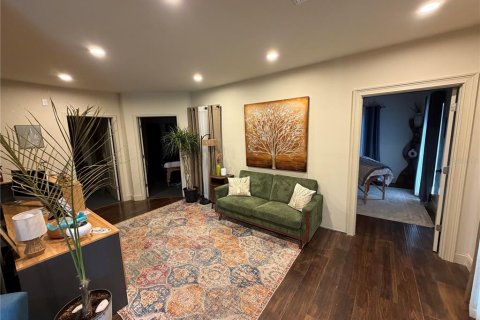 Immobilier commercial à louer à Largo, Floride: 282.42 m2 № 2097091 - photo 8
