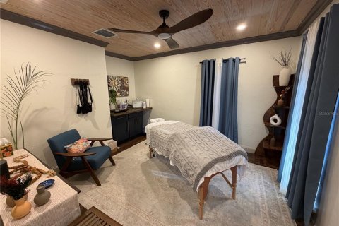 Immobilier commercial à louer à Largo, Floride: 282.42 m2 № 2097091 - photo 10