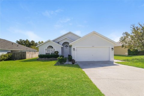 Villa ou maison à Clermont, Floride 3 chambres, 145.3 m2 № 2408961