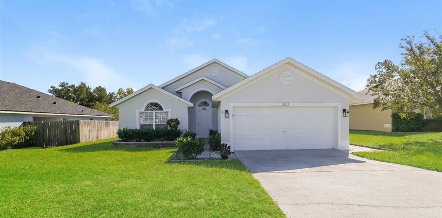 Villa ou maison à Clermont, Floride 3 chambres, 145.3 m2 № 2408961